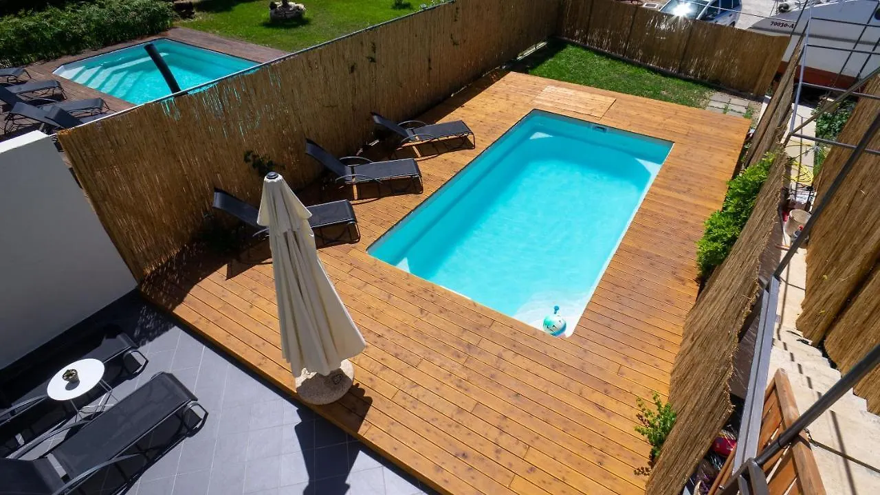 Apartments Annela Trogir 0*,