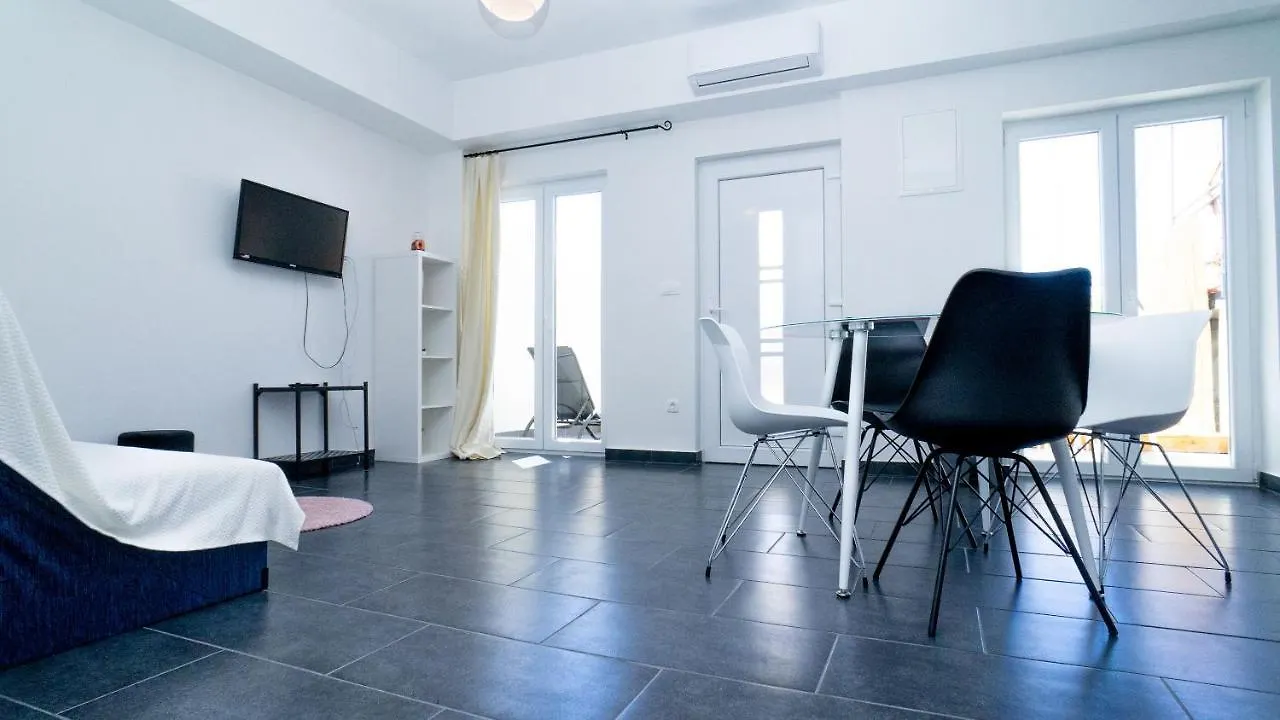 Apartments Annela Trogir Croatia