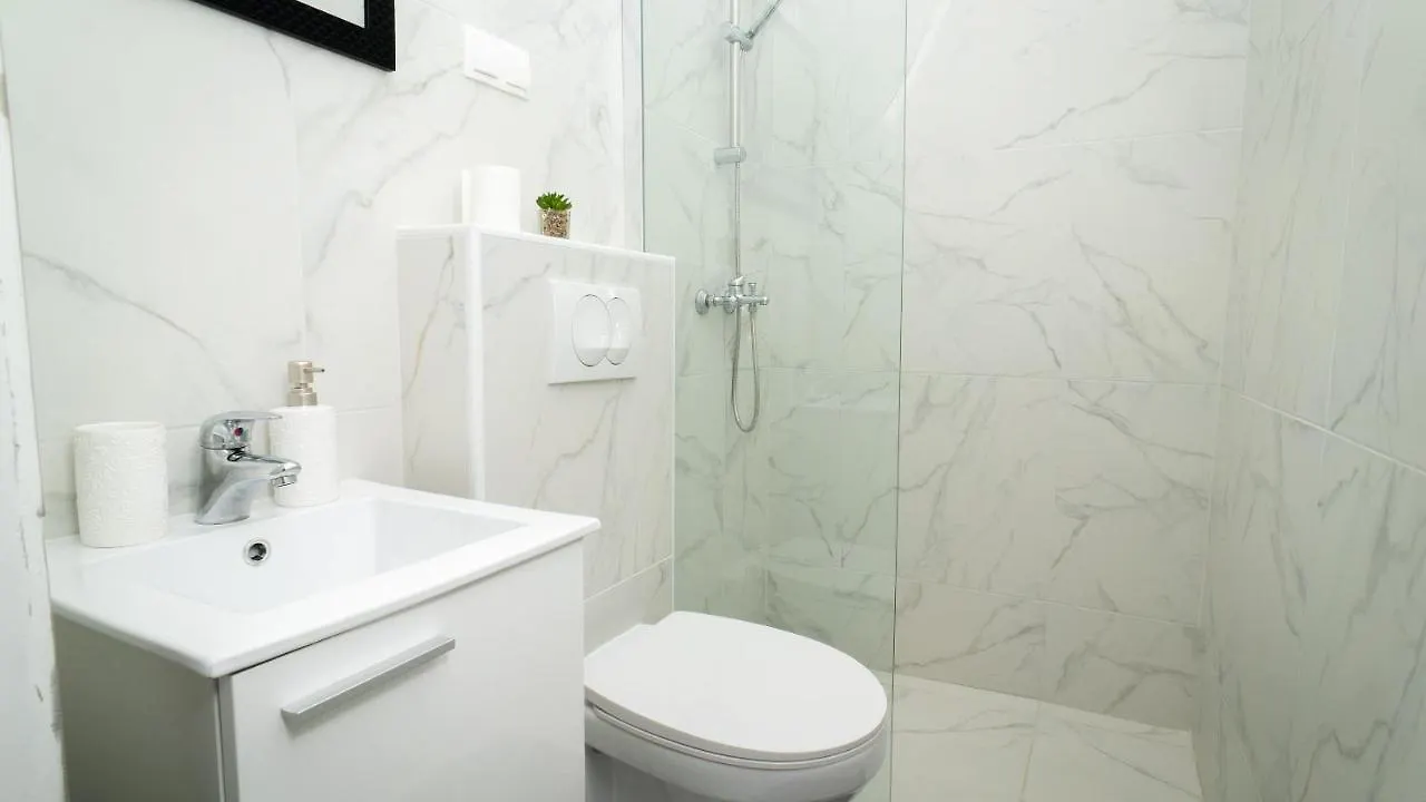 Apartments Annela Trogir