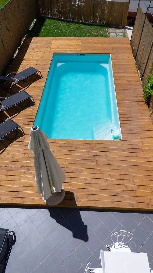 Apartments Annela Trogir 0*,